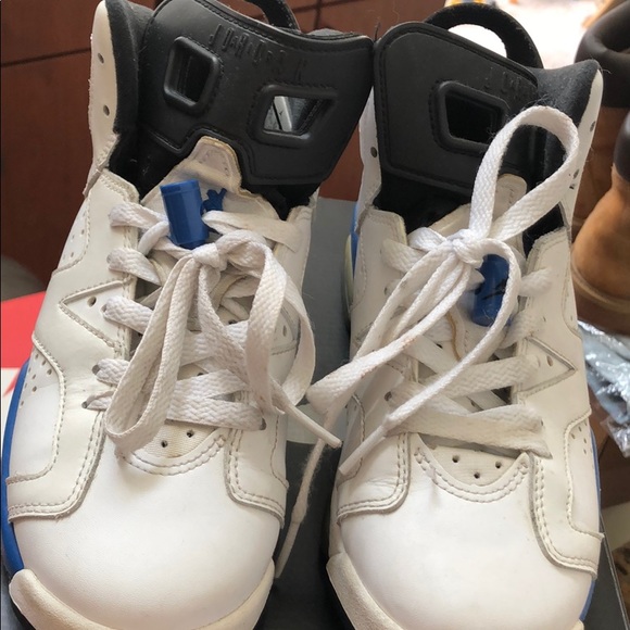 Retro 6 - Picture 2 of 4